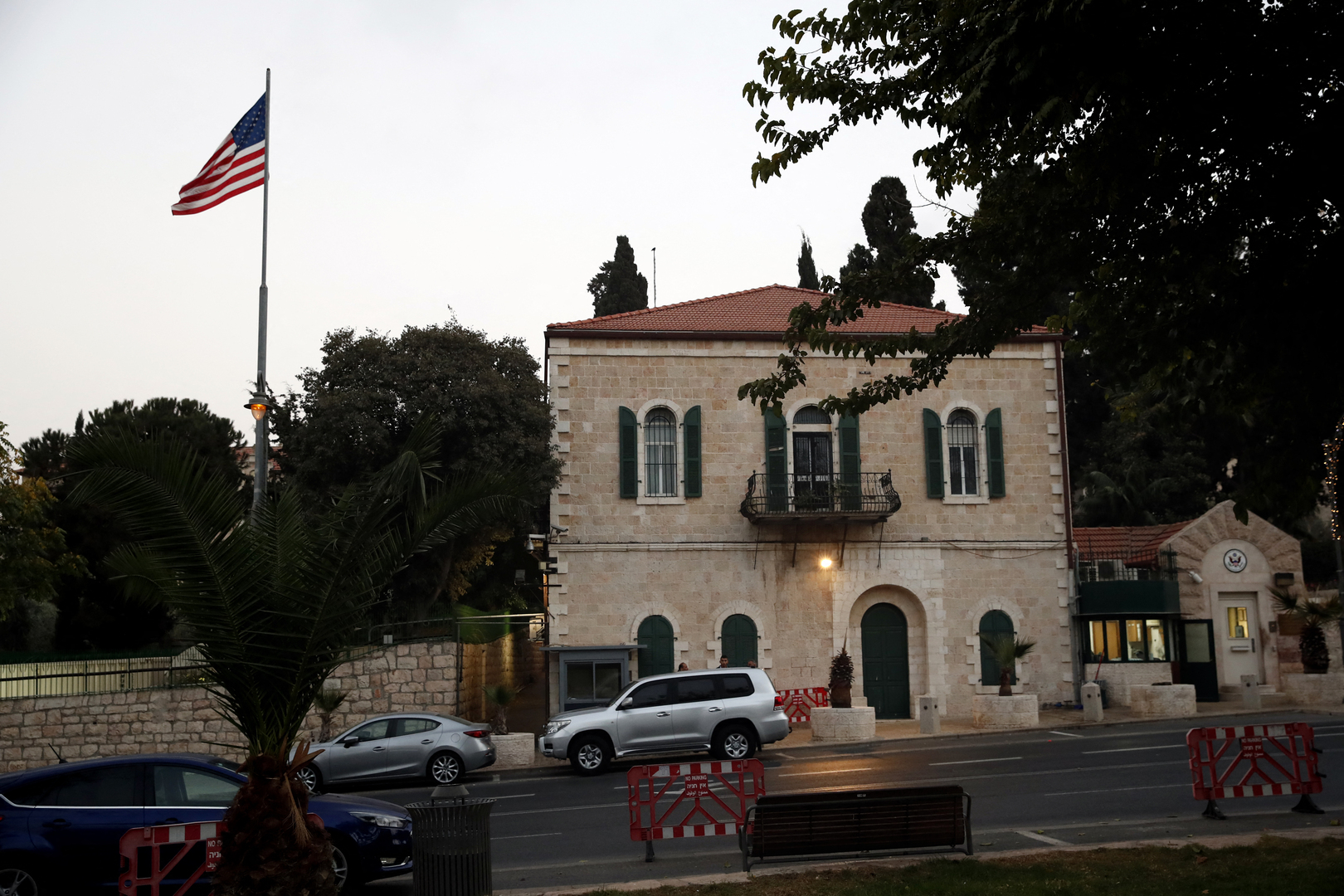 مشرعون أمريكيون يؤكدون ضرورة إعادة فتح القنصلية الأمريكية في القدس الشرقية خلال لقاء مع بينيت