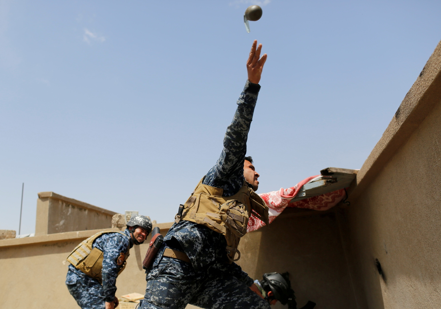 مقتل خمسة عناصر من الشرطة الاتحادية العراقية بهجوم مسلح في كركوك