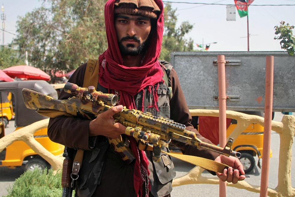 طالبان تستولي على مستودع كبير للأسلحة في بنجشير