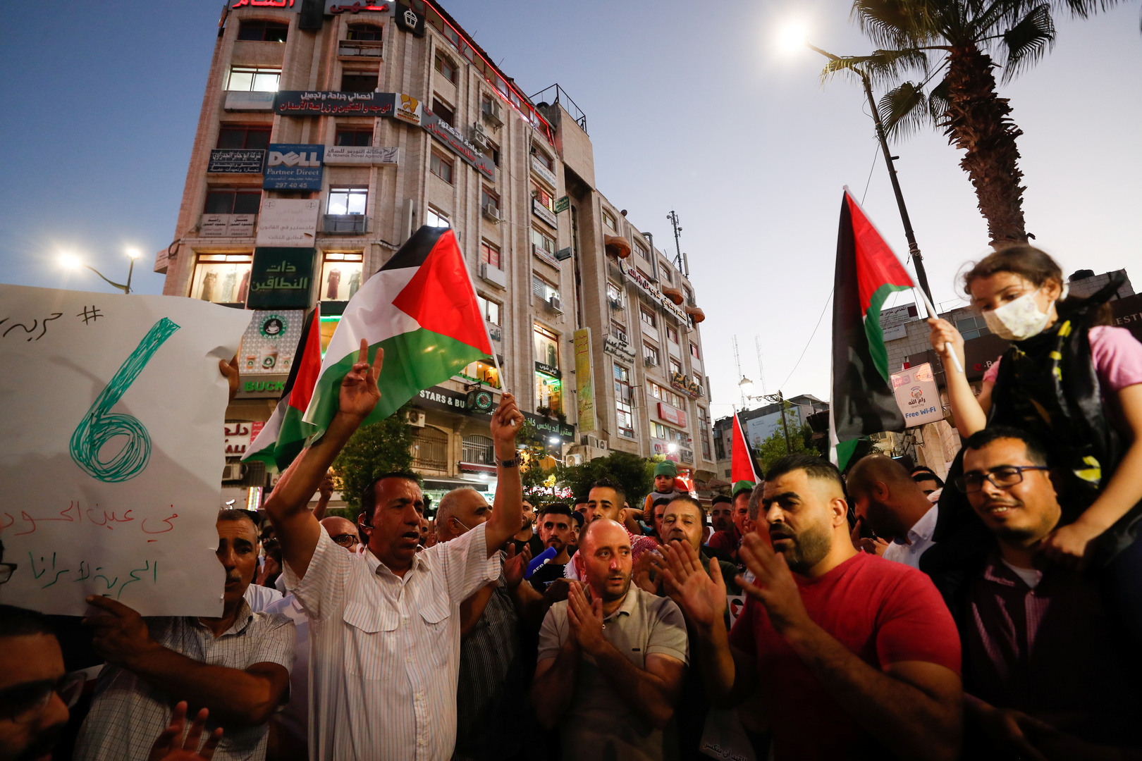 مظاهرات إسناد للأسرى ومسيرات على نقاط التماس لتشتيت الإسرائيليين عن ملاحقة الأسيرين الفارين (فيديو)