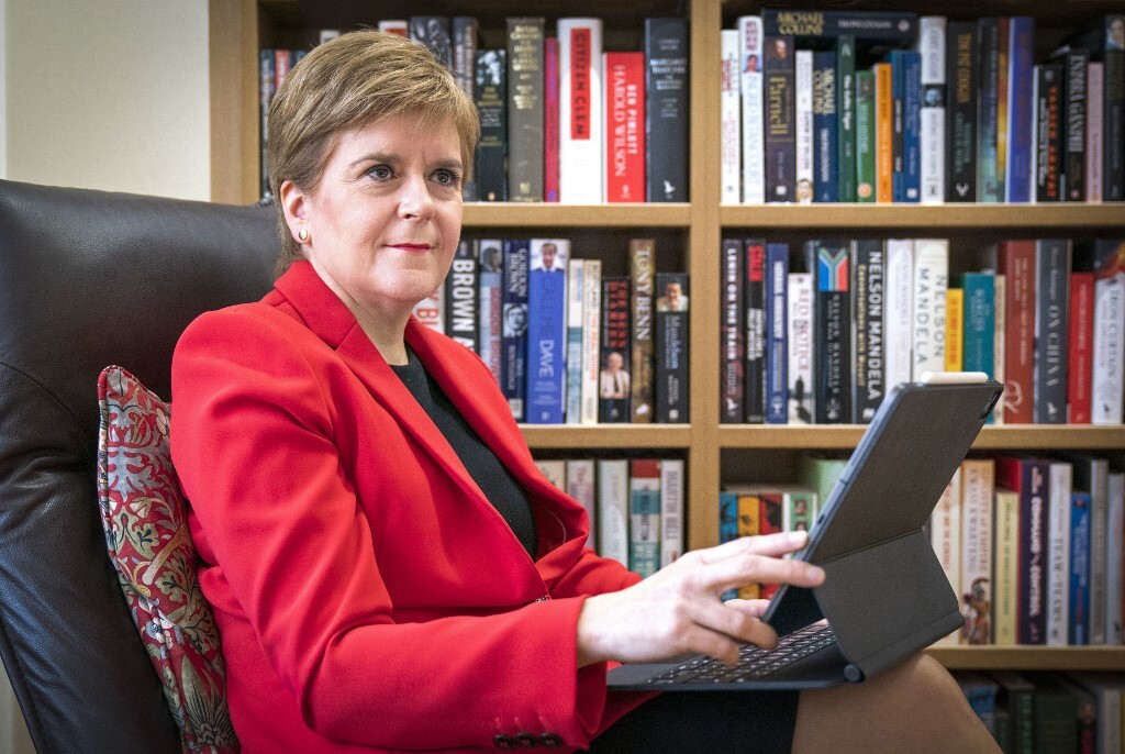 نيكولا ستورجون، رئيسة وزراء اسكتلندا