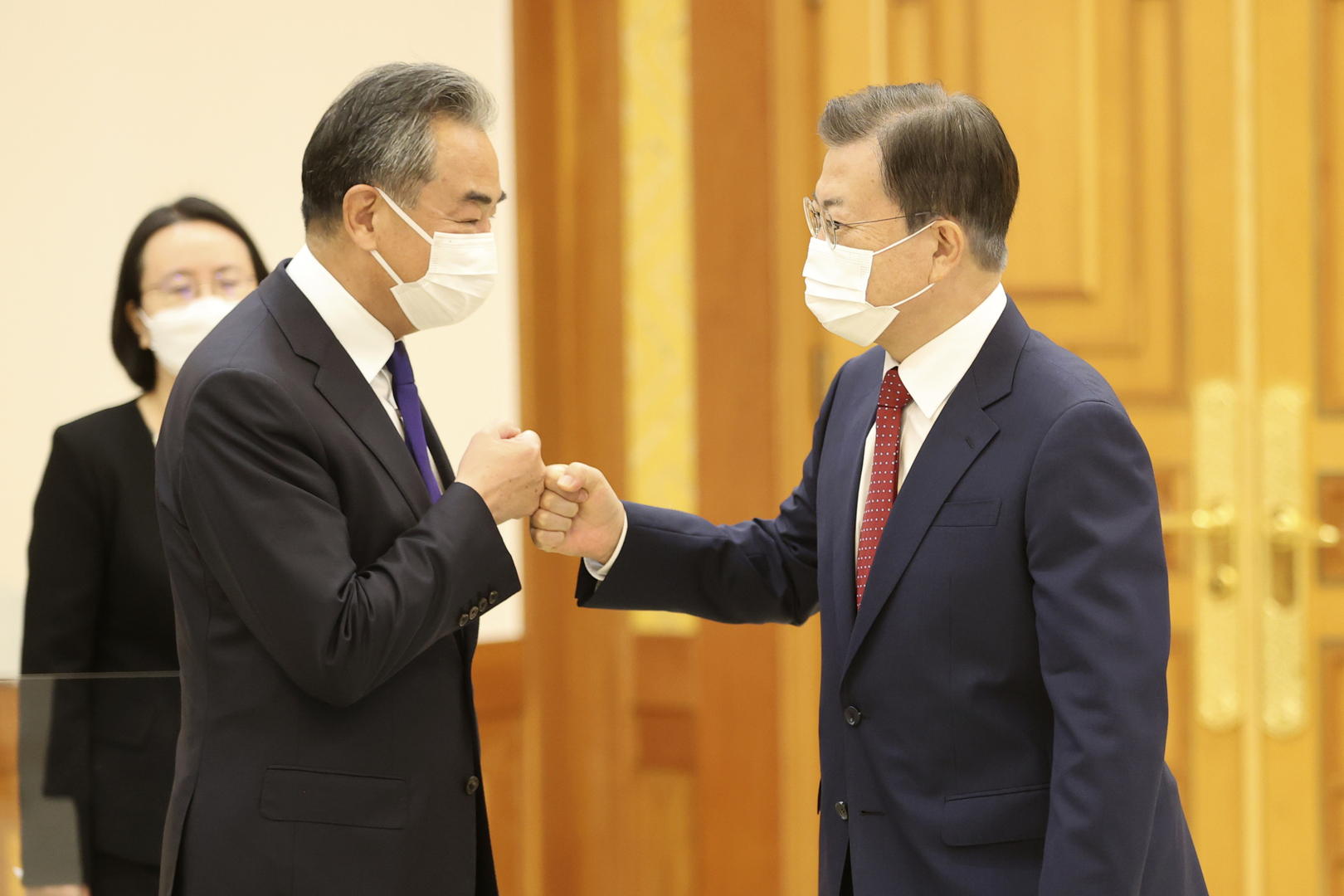 مون يطلب دعم الصين لعملية السلام في شبه الجزيرة الكورية
