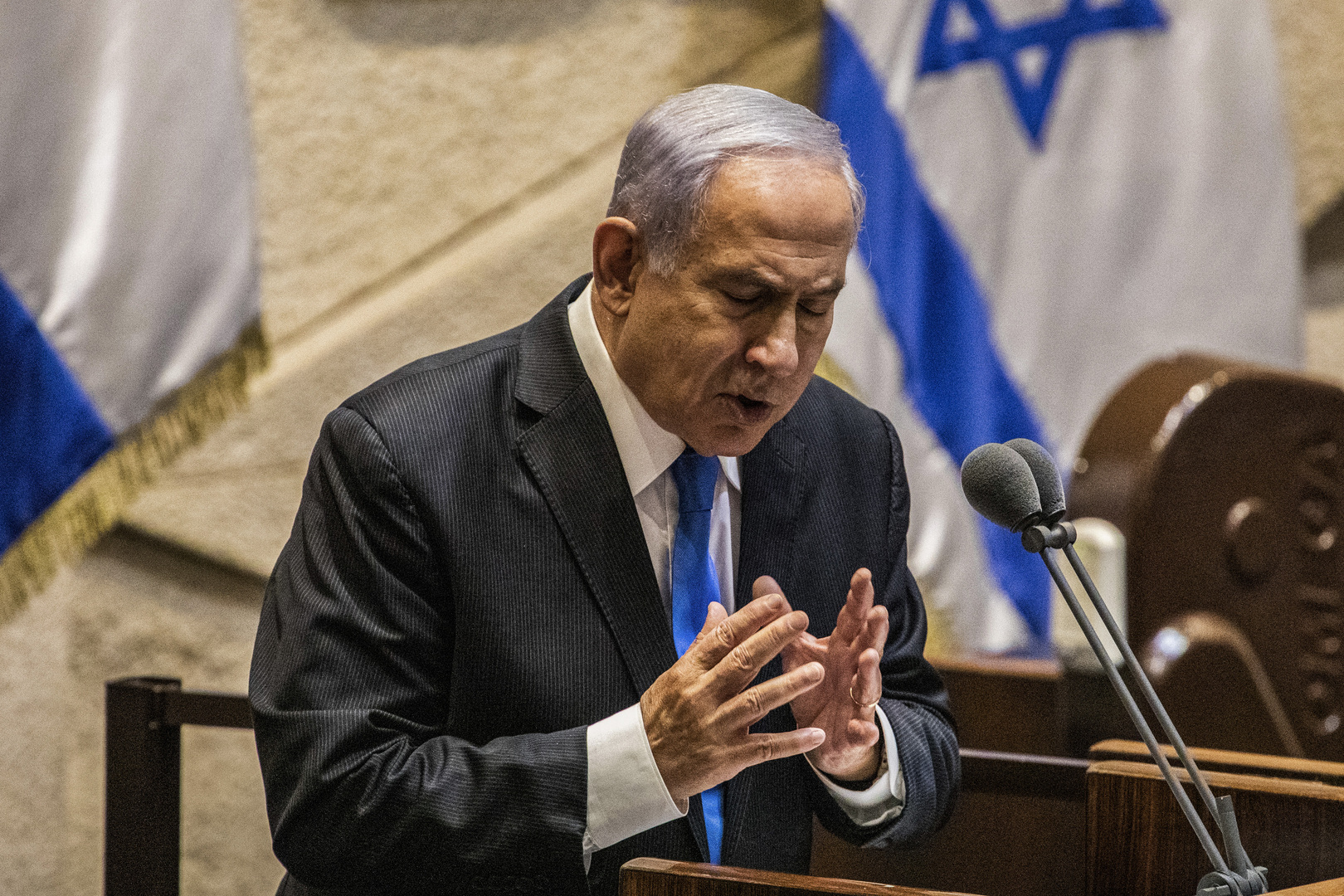 نتنياهو ردا على كلام غانتس عن الاتفاق النووي: حكومة بينيت كارثة كبرى لأمن إسرائيل