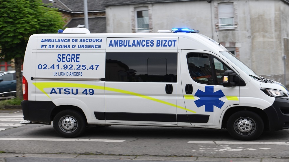 فرنسا.. إصابة 6 أشخاص إثر اصطدام سيارة بمطعم