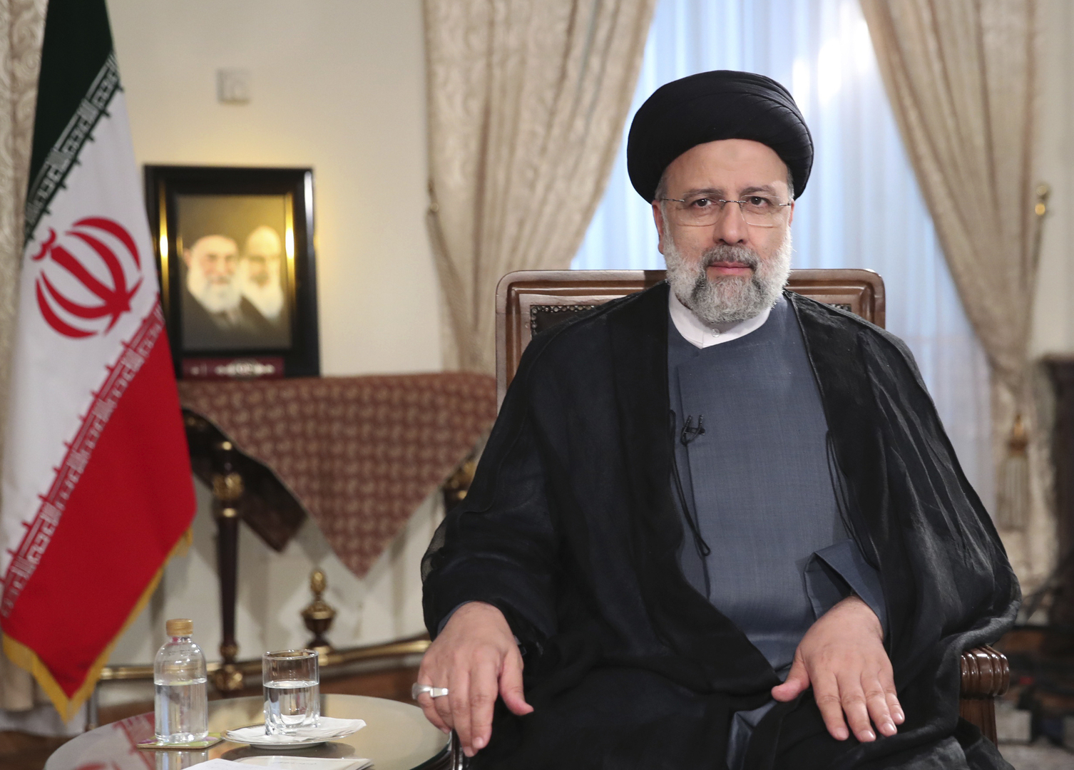 الرئيس الإيراني يبعث رسالة إلى نظيره الإماراتي
