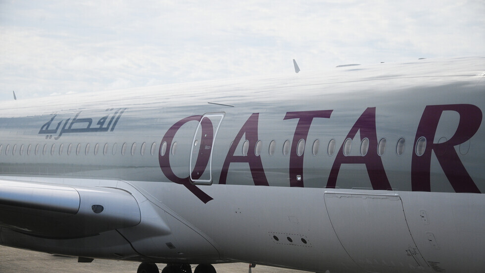 وصول طائرة قطرية تحمل مساعدات طبية عاجلة إلى إيران
