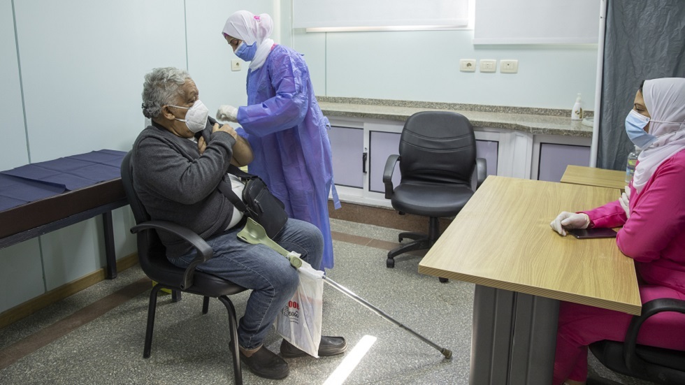 مصر.. لجنة كورونا تتوقع تسجيل أكبر معدل إصابات بالفيروس في البلاد منتصف أكتوبر