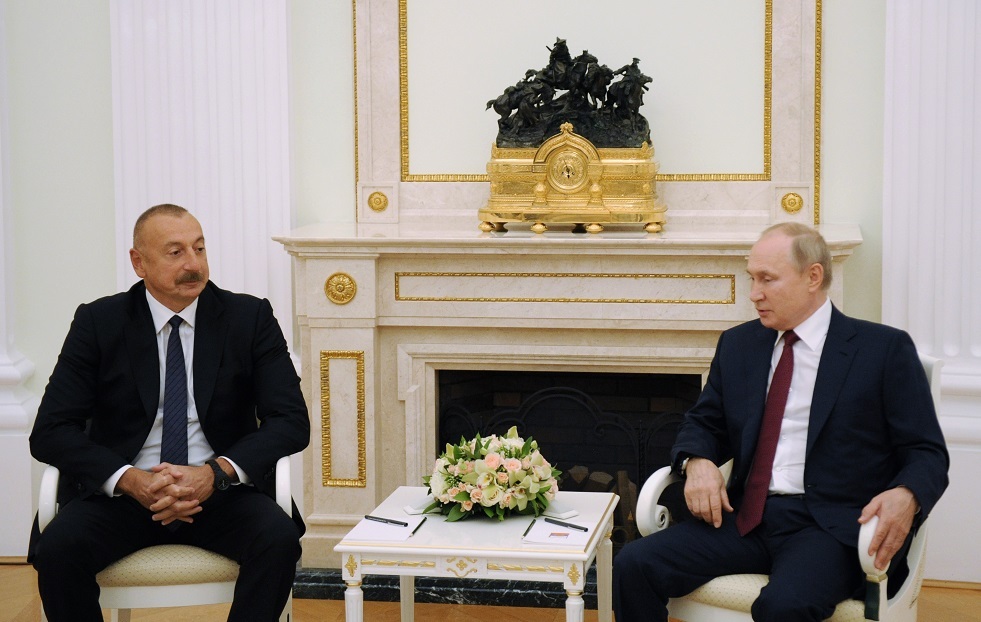 علييف: بوتين لعب دورا فعالا في تسوية نزاع قره باغ