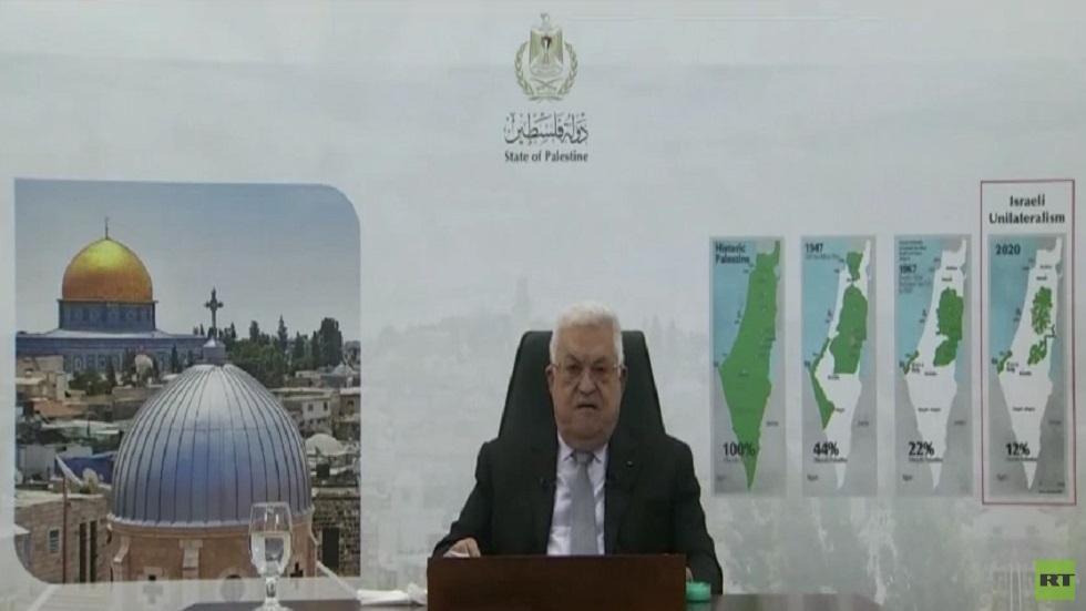 عباس: سنلجأ لبدائل حال تقويض حل الدولتين