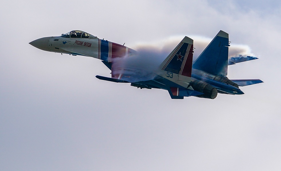 مقاتلات روسية ترافق قاذفة استراتيجية أمريكية فوق المحيط الهادئ