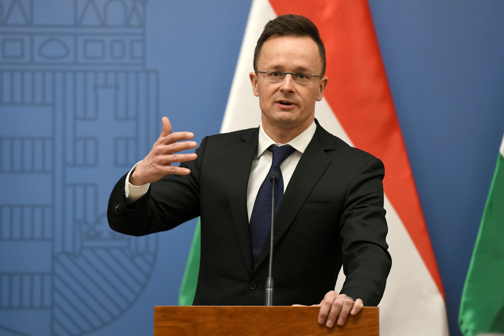هنغاريا ترفض الانتقادات الأوكرانية لصفقتها مع 