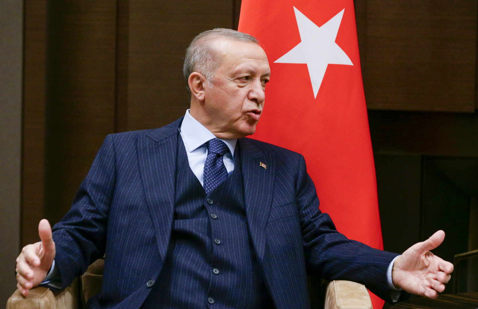 أردوغان: بحثت مع بوتين حلا نهائيا في سوريا وسيتعين على الأمريكيين تركها لشعبها عاجلا أم آجلا