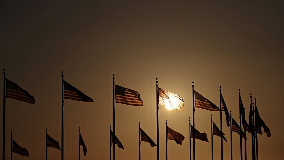 وفيات كورونا في الولايات المتحدة تتجاوز 700 ألف حالة