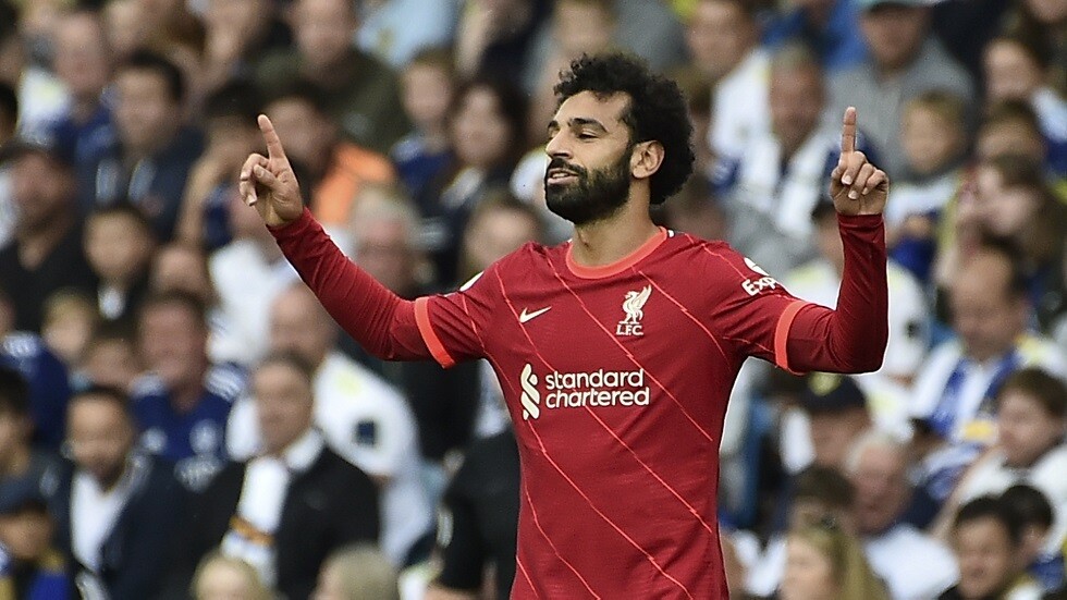 إحصائية تكشف تفوق صلاح على نجوم "البريميرليغ"