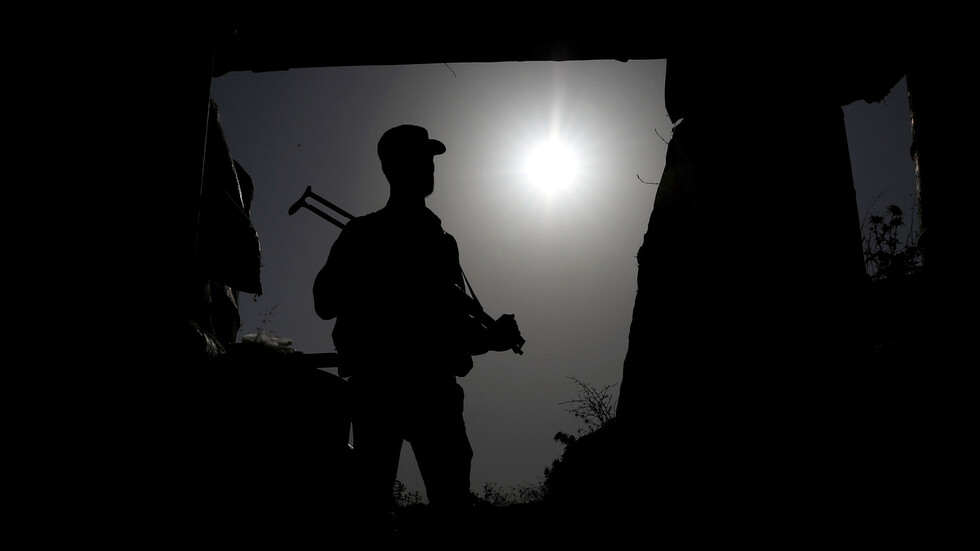 سوريا.. بدء تسوية أوضاع عدد من المسلحين والمطلوبين في مدينة جاسم بريف درعا