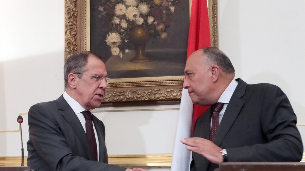 لافروف يؤكد موقف موسكو الرافض لتسييس ملف المساعدات الإنسانية إلى سوريا