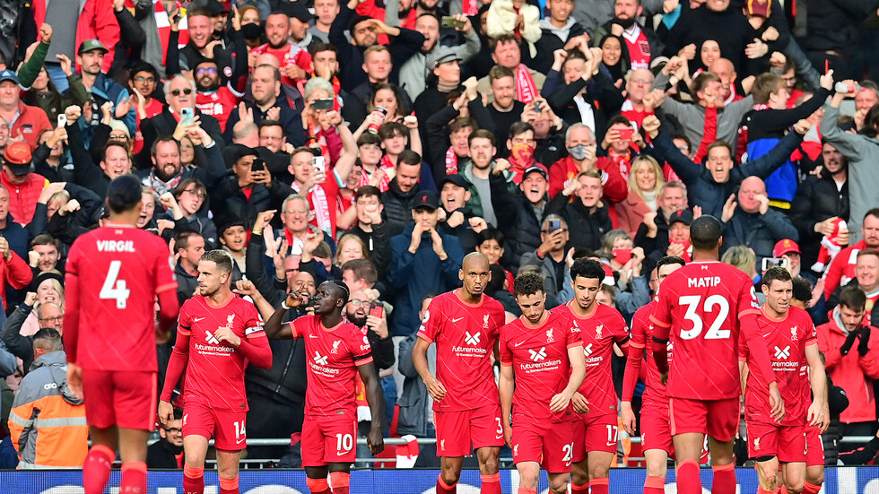 ليفربول يصدر بيانا بعد واقعة تعرض كادر مانشستر سيتي الفني لبصق من مشجع