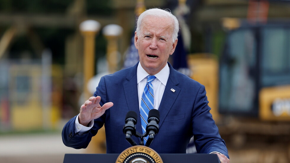 بايدن: بحثت مع شي جين بينغ قضية تايوان