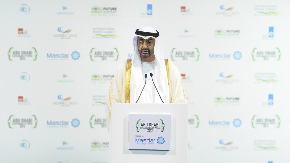 محمد بن زايد: تجاوزنا أزمة كورونا وعادت الحياة إلى طبيعتها في الإمارات