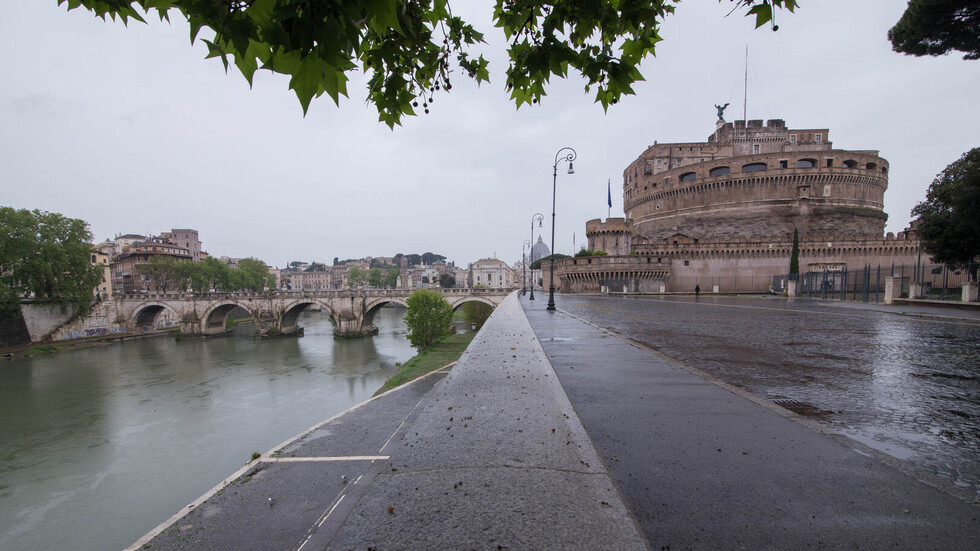 وزير إيطالي: لا قيود جديدة على الأنشطة والأشخاص في 2021-2022