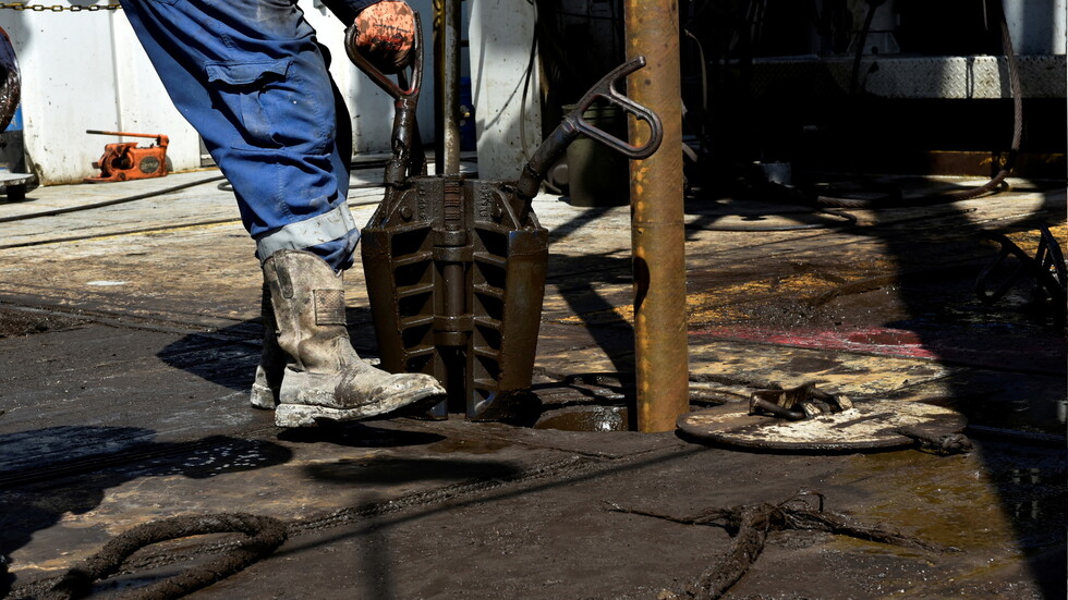 للجلسة الثانية على التوالي.. أسعار النفط تنخفض