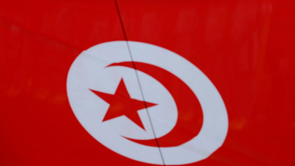 خبير اقتصادي تونسي يكشف عن وجود فجوة مالية في ميزانية الدولة