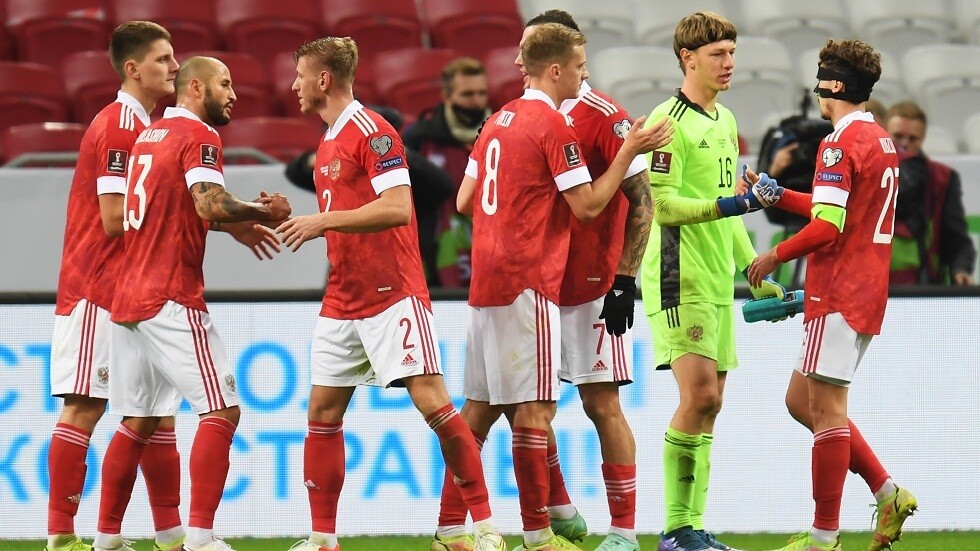 تصفيات مونديال قطر.. روسيا تتجاوز سلوفاكيا بمساعدة النيران الصديقة (فيديو)