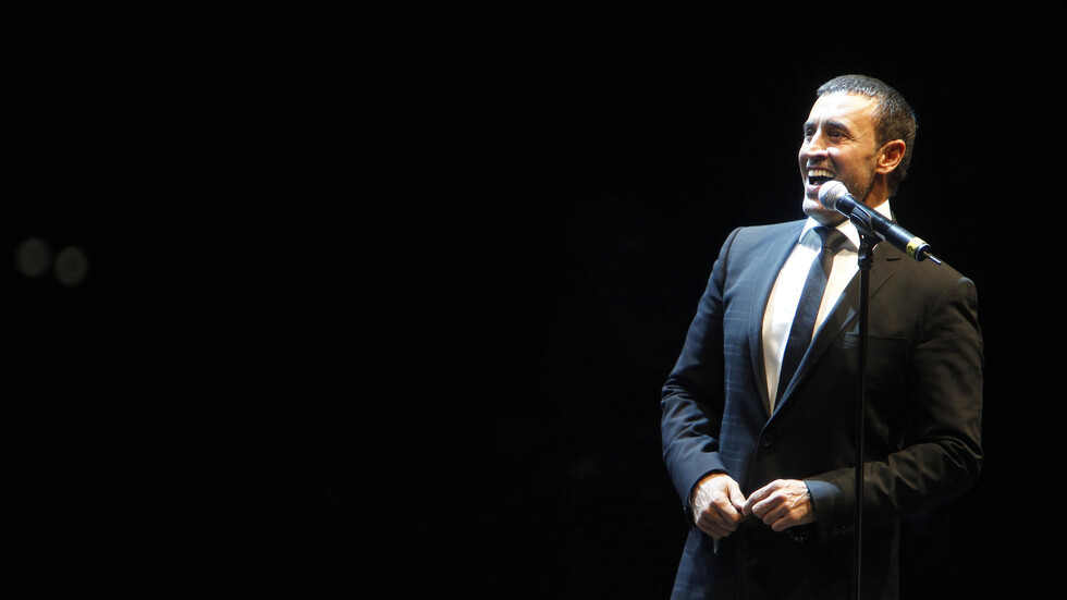 تمثال للفنان العراقي كاظم الساهر في دبي يحدث ضجة على مواقع التواصل الاجتماعي