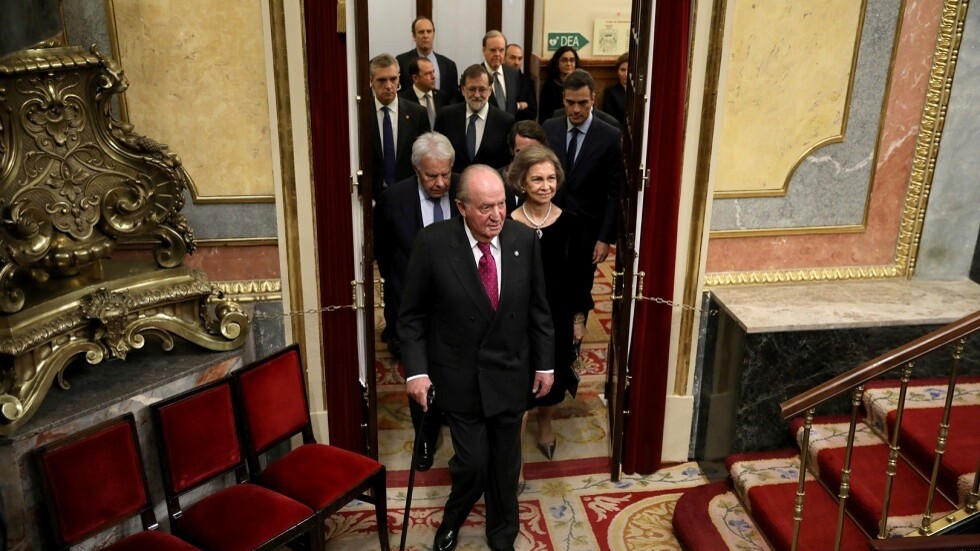 إعلام إسباني: الملك السابق خوان كارلوس قد يعود من الإمارات قبل نهاية العام