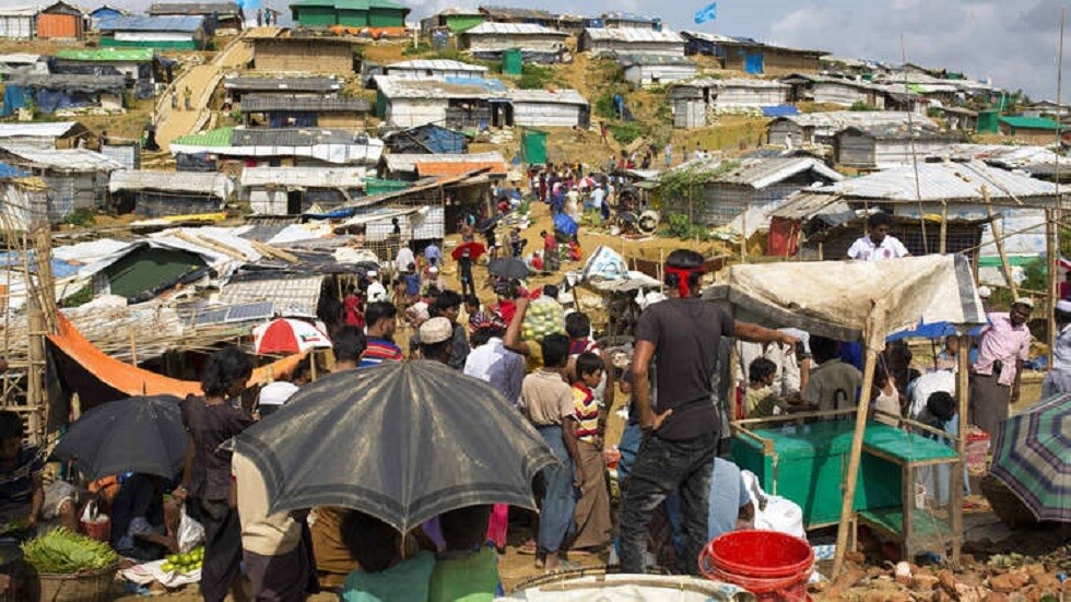 بنغلاديش تعتقل 16 من الروهينغا في حملة تستهدف مجموعة مسلحة