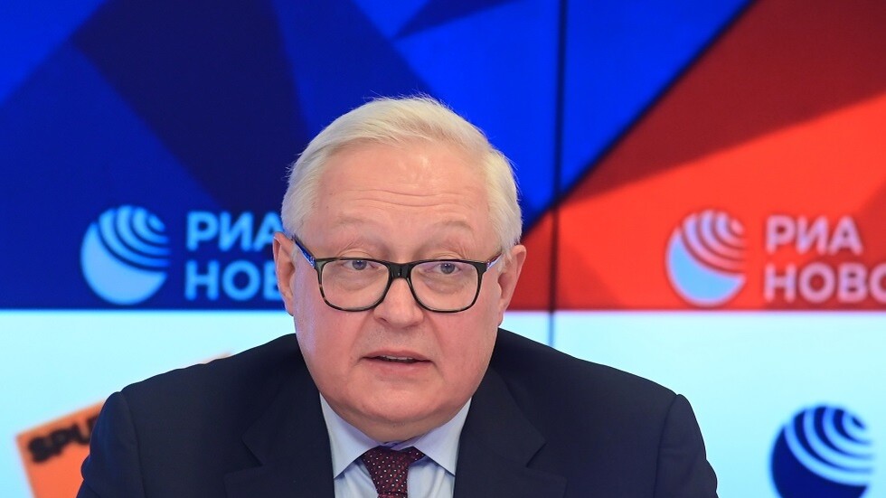 ريابكوف بعد لقائه نولاند: واشنطن لا تستمع لمنطقنا ولا نستبعد مزيدا من التدهور لكن المحادثات مفيدة