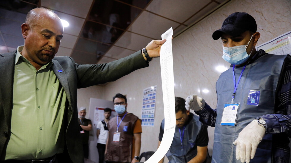 ردود أفعال غريبة لبعض المرشحين الخاسرين في الانتخابات العراقية (صور + فيديوهات)