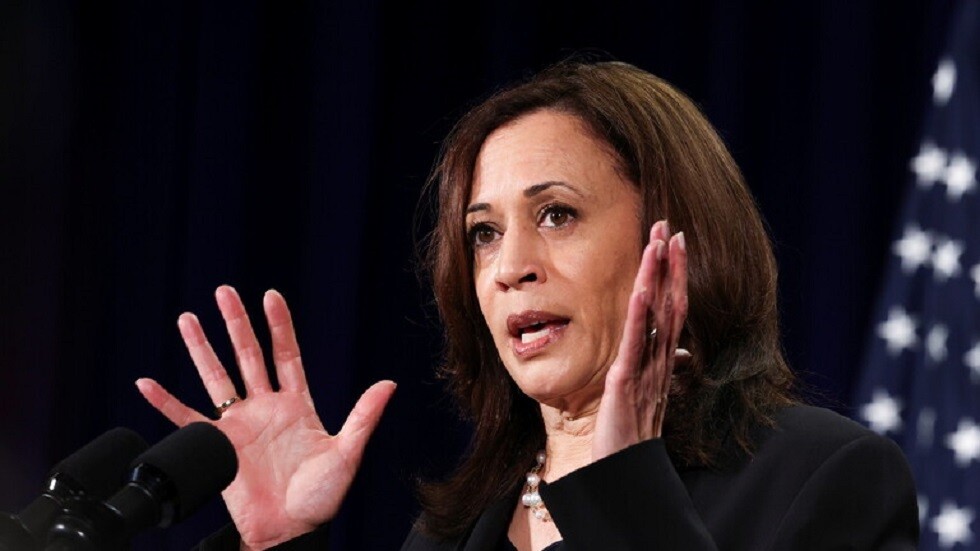 نائبة بايدن: على الولايات المتحدة أن تواجه "ماضيها المشين"