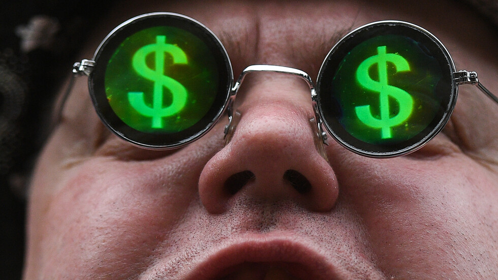 عقود النفط بالبيتكوين.. هل نرى مستقبلا باهرا للعملات الرقمية؟.. بوتين يجيب