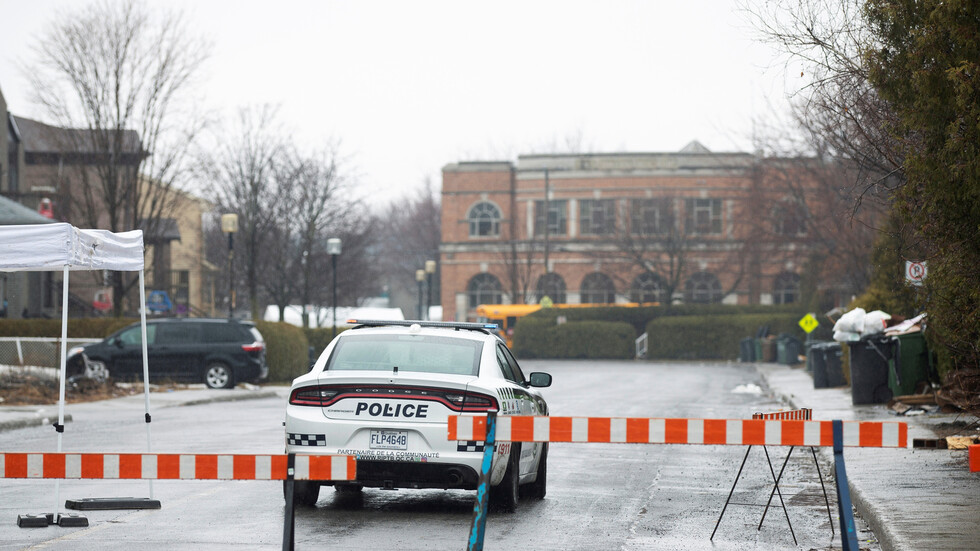 إصابة 4 أشخاص جراء هجوم بسلاح أبيض في مدينة كندية