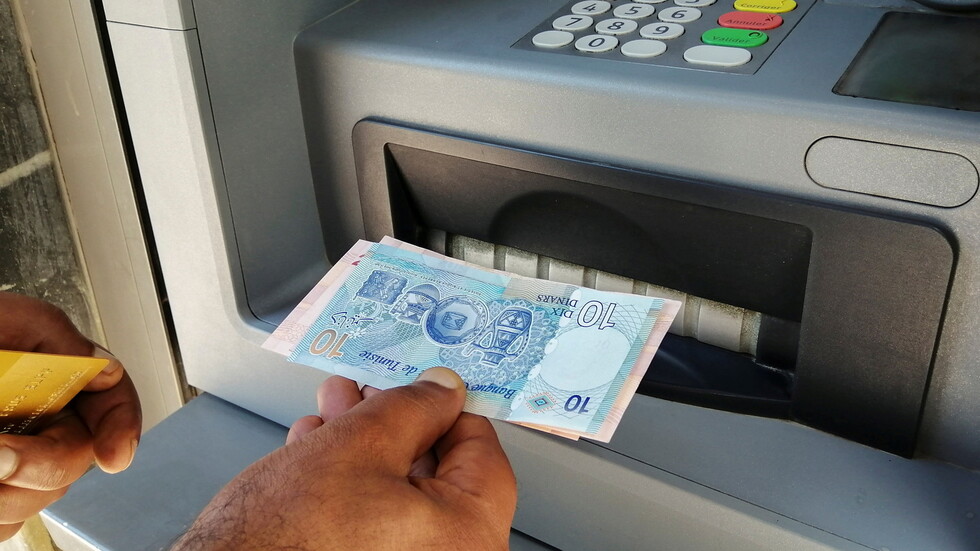 تونس تبحث مع السعودية والإمارات مسألة دعم موارد الدولة