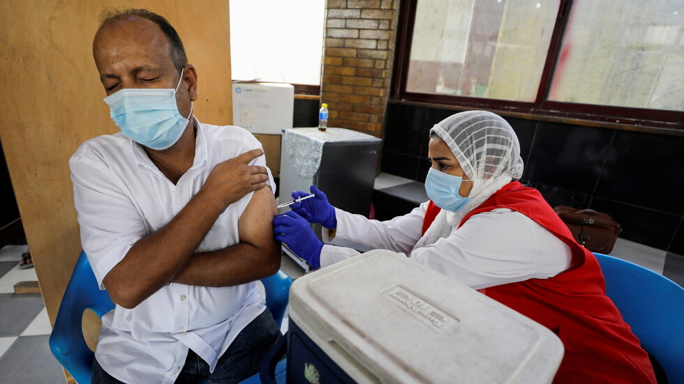 مصر تكشف عن الفئات التي ستحصل على ثالث جرعة من لقاح كورونا