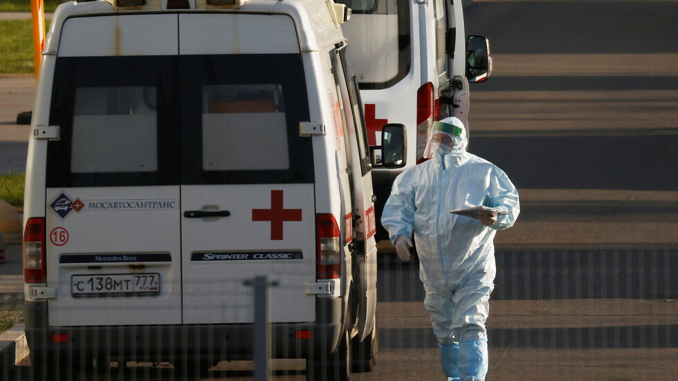 روسيا تسجل زيادة قياسية جديدة في وفيات كورونا و33740 إصابة