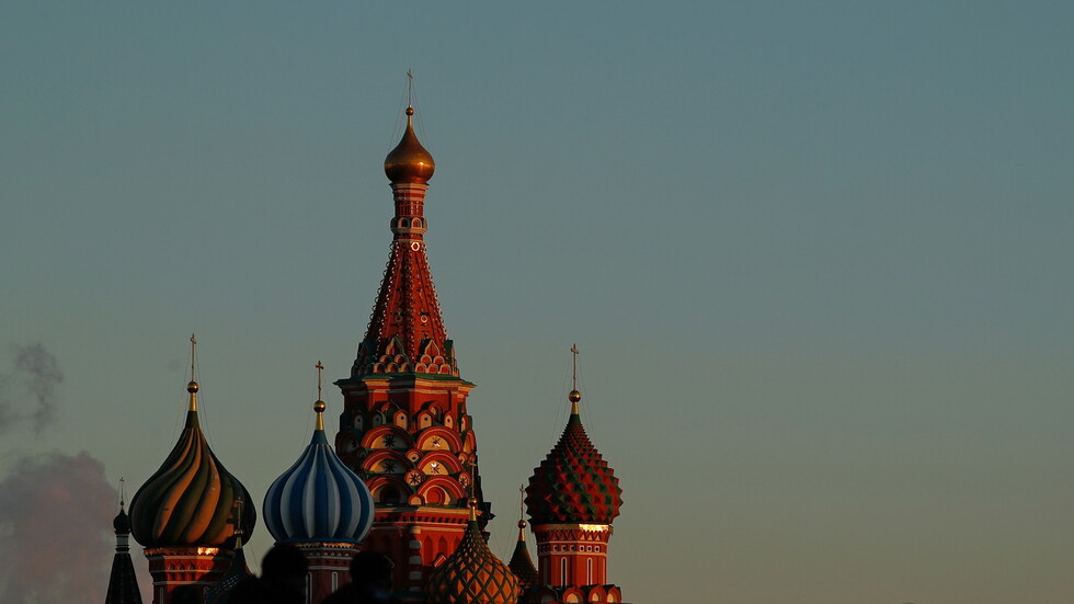 الكرملين: روسيا لا ترى أي تهديد فيما يتعلق بتقارير حول اختبار الصين لأسلحة فرط صوتية