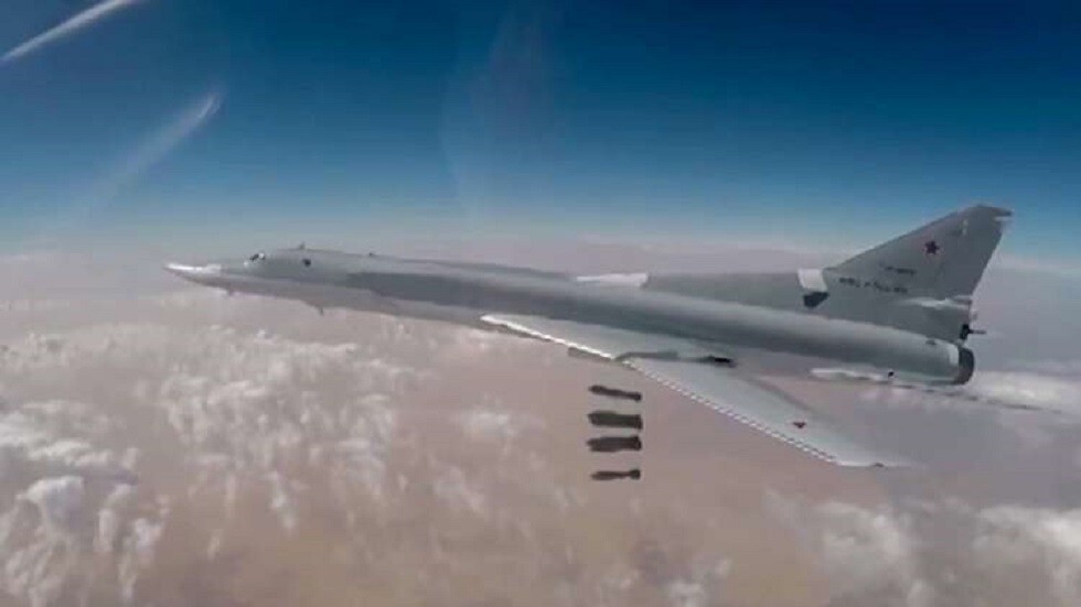 مقاتلات روسية تشن ضربات على "داعش" في عمق البادية السورية