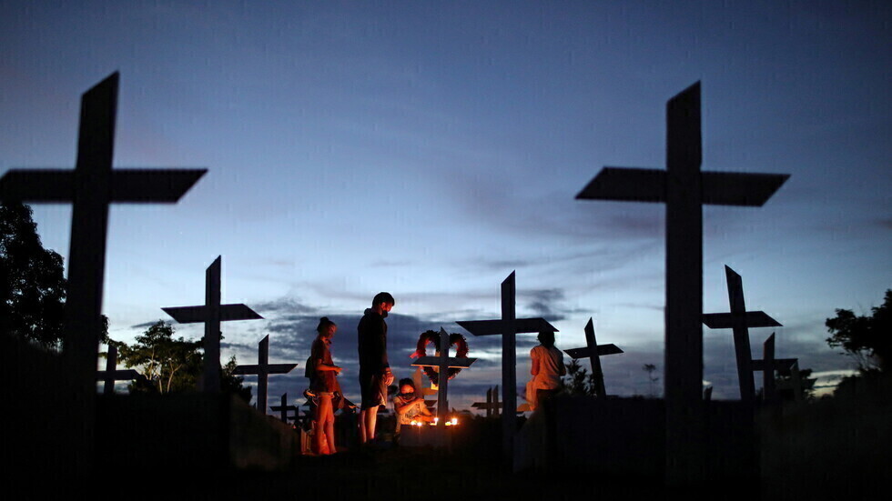 البرازيل تسجل 12969 إصابة و390 وفاة جديدة بكورونا