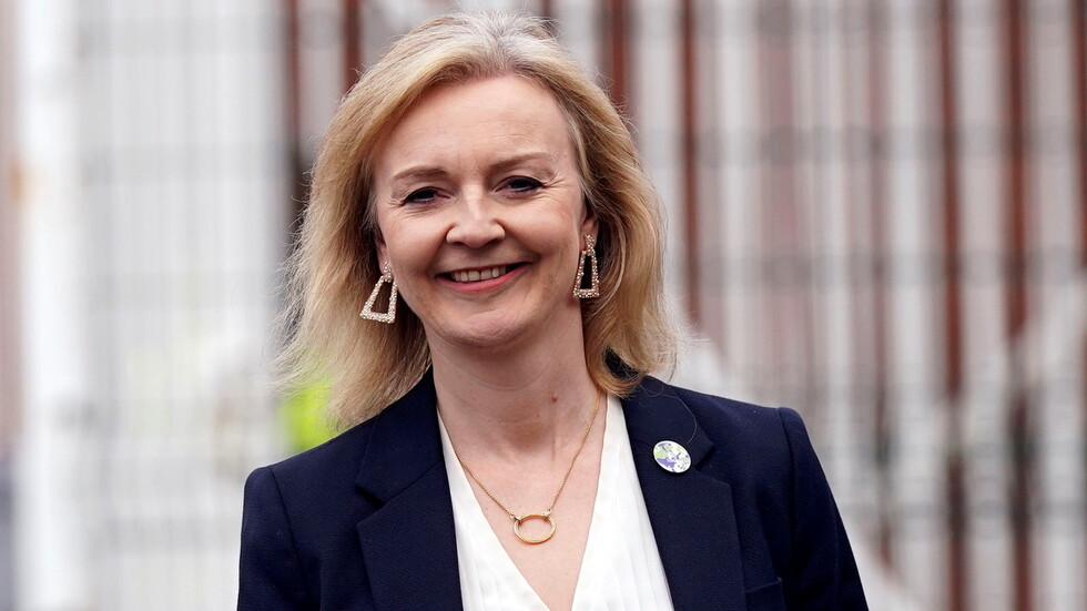 وزيرة الخارجية البريطانية تزور السعودية وقطر لعقد صفقة "رابح-رابح"