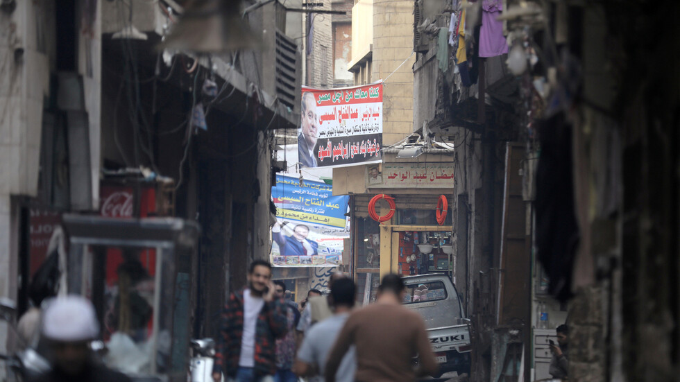 هل يجوز للمرء بيع أعضائه بسبب ضائقة مالية؟ مستشار الرئيس المصري للشؤون الدينية يجيب