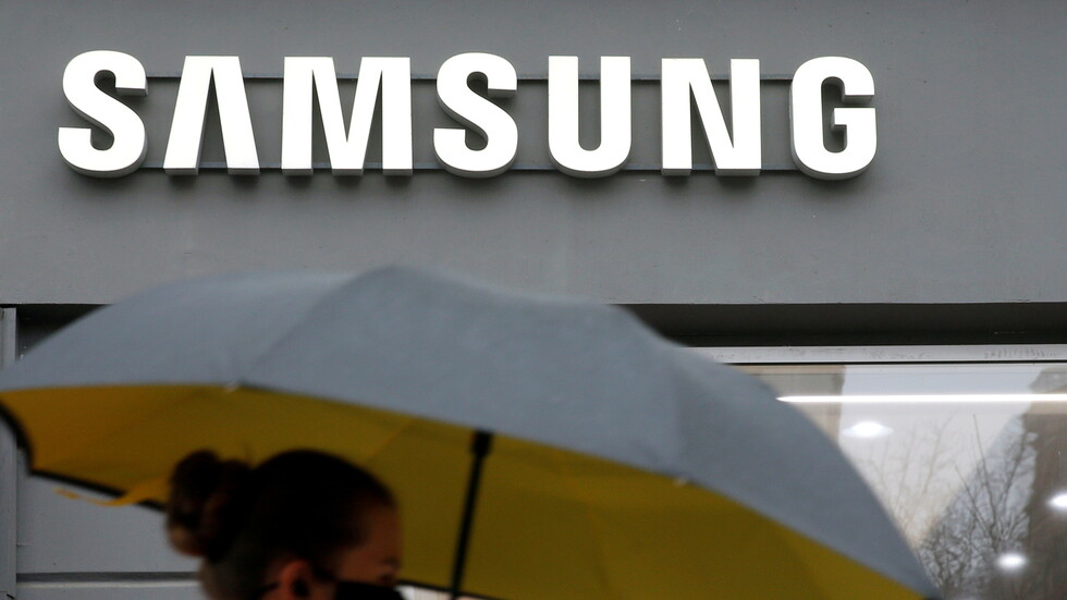 روسيا.. قرار بحظر بيع مجموعة من هواتف "سامسونغ"