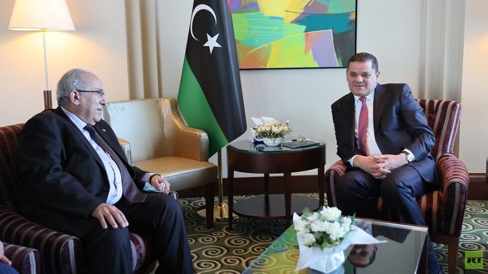 الخارجية الجزائرية: لعمامرة يلتقي الدبيبة في طرابلس ويجدد دعم الجزائر لمبادرة استقرار ليبيا