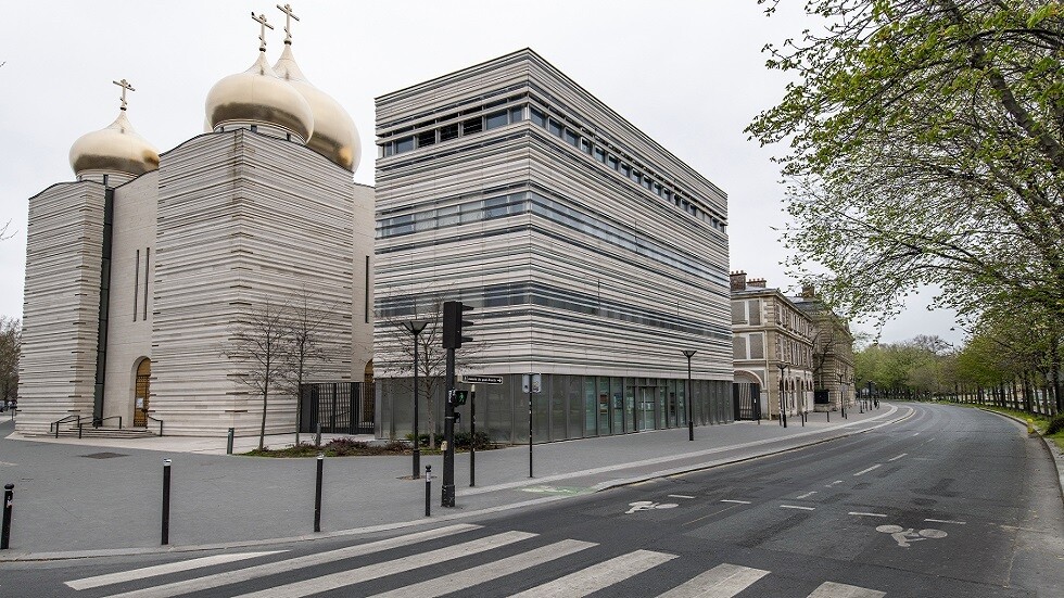 الخارجية الروسية: فرنسا ترفض منح التأشيرات لموظفي المركز الأرثوذكسي الروسي