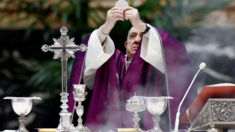 الفاتيكان: تراجع نسبة المسيحيين الكاثوليك في أوروبا