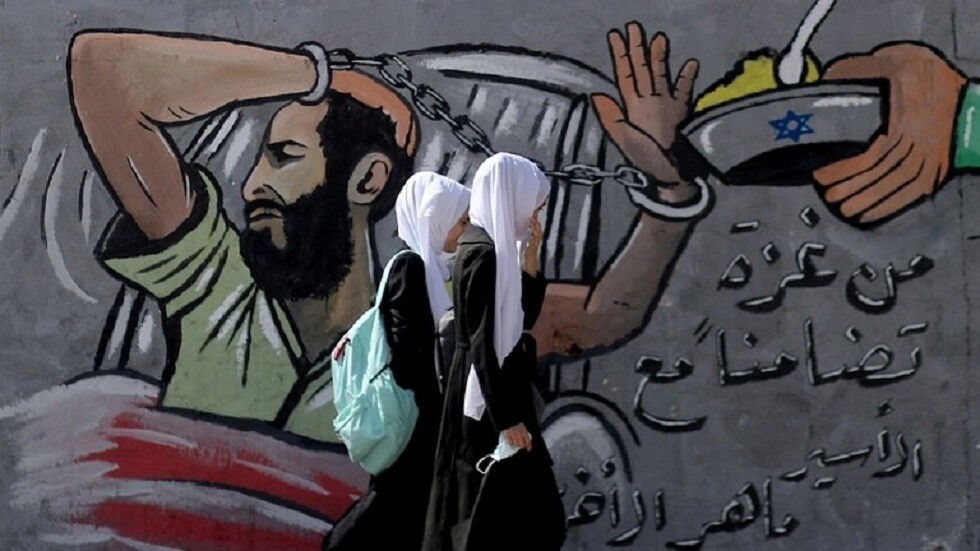 نادي الأسير: تدهور شديد في صحة أسير فلسطيني لدى إسرائيل مضرب عن الطعام