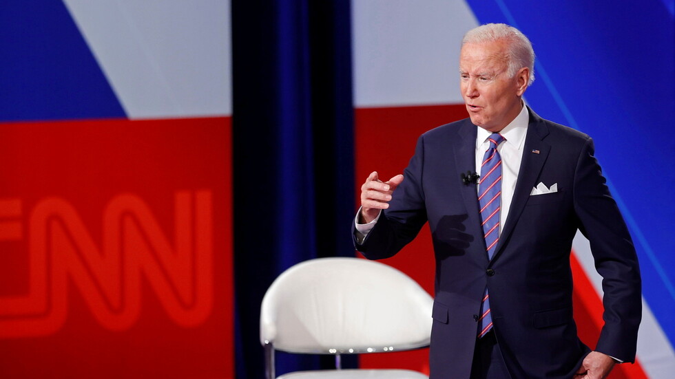 بايدن: السعودية وقيود 