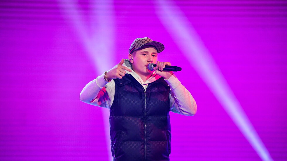 مقتل مغني راب سويدي بالرصاص يثير موجة غضب ضد عنف العصابات في البلاد